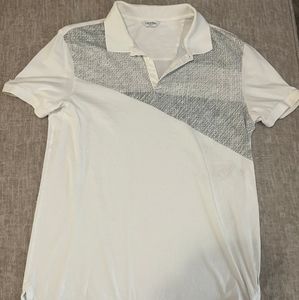 Polo with gray design